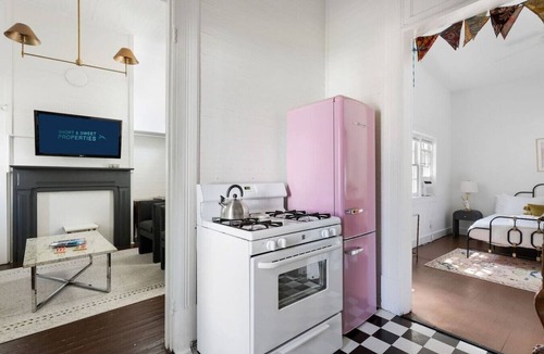 Harleston Village Apartment | Walk Everywhere Downtown - 1bed/1bath Charleston Retreat - Dining & Nightlife