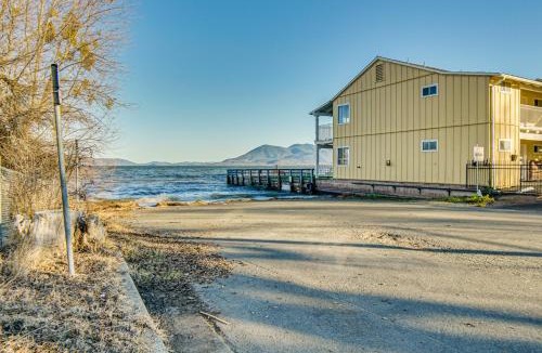 Lakeport House | Walk to Boat Launch! 'Heritage House of Lakeport'