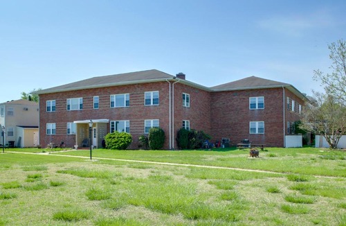 Cambridge House | Walk to Parks & Marina! Waterfront Cambridge Condo