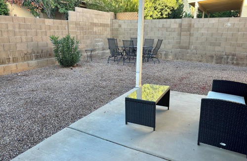 Ventana De Sabino North House | Walk to Sabino Canyon Trails, 4Bd Home with Hot Tub