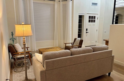 Ventana De Sabino North House | Walk to Sabino Canyon Trails, 4Bd Home with Hot Tub