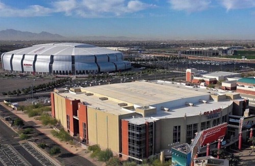 Glendale Sports and Entertainment District Apartment | Walk to Westgate, Stadium & Arena, Rooftop + 24-Hour Gym