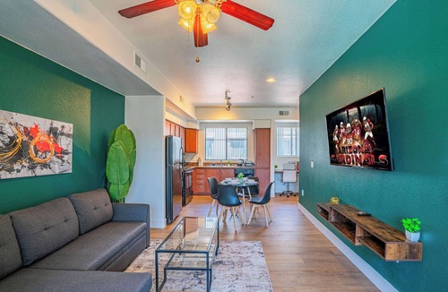 Glendale Sports and Entertainment District Apartment | Walk To Westgate w/Modern Pool, Gym, Parking, W/D