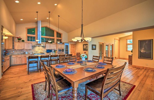 Sandpoint House | Water Sports Haven on Lake Pend Oreille! Group Hub
