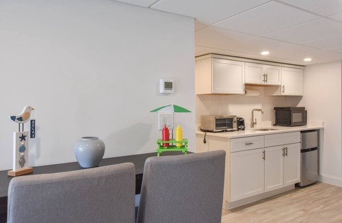 Barnstable House | Water Views & Private Tennis Court!