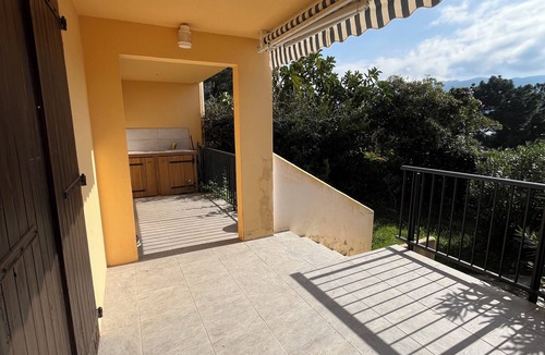 Tiuccia Apartment | WATERFRONT APARTMENT IN SOUTH CORSICA (1 MINUTE WALK FROM THE BEACH)