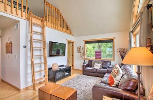 St. Maries House | Waterfront Cabin w/2 Boat Docks & Mtn Views!