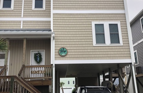 Topsail Beach House | Waterfront Gated Townhome w/pool and walk to Beach. Queens Grant - Marina - Dock