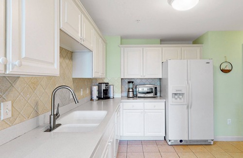 Midtown Ocean City House | Waterfront home - 3 bay-view decks, 2 fireplaces, pool & dock, 2 blocks to beach