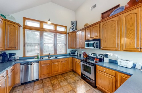 Buxton House | Waterfront house with private pool, hot tub, W/D, &vocean view