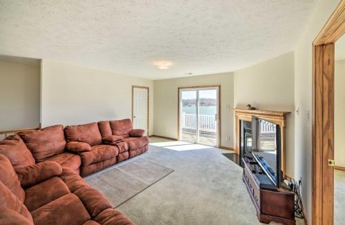 Mount Holly House | Waterfront Montross Home w/Private Boat Slip!