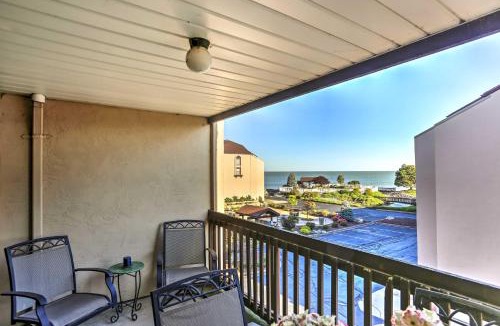 Port Clinton House | Waterfront Port Clinton Condo w/Pool Access!