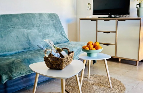 Santa-Maria-Poggio Apartment | Waterfront studio sleeps 4