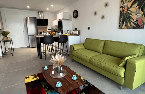 Porticcio Apartment | Waterfront terrace apartment in Porticcio