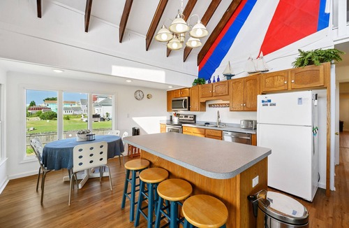 Chincoteague House | Waterfront home with spectacular sunsets by Seaside Vacations & Sales