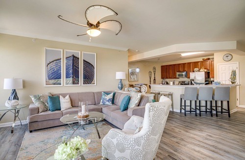 Downtown Cambridge Condo | Welcome to a Cozy Waterfront Condo in Charming Cambridge, MD