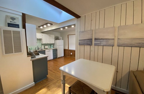 Calvert Beach-Long Beach House | Welcome to Hickory House on the Chesapeake Bay!