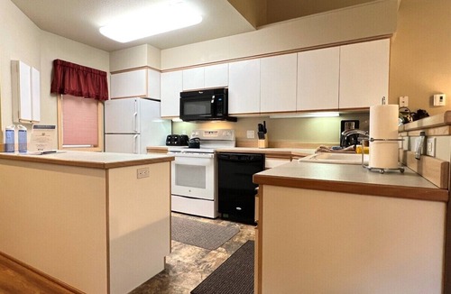 Whitefish Condo | Welcome to Mountain Harbor Tranquil Cove Condo 208