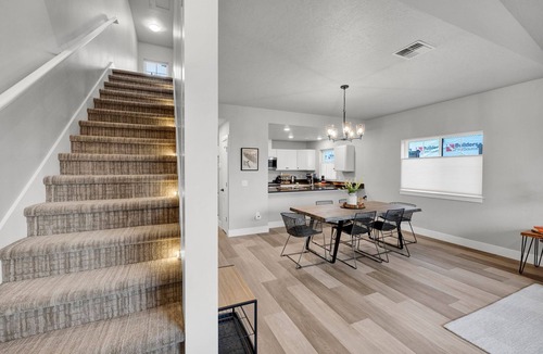 Riverfront House | Welcome to Riverbend at Sawmill, a comfortable and well-located stay in Missoula’s vibrant Sawmill District. Just steps from the Clark Fork River, Ogren Park, and the river trail, this thoughtfully appointed space offers easy access to downtown.
