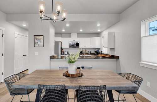 Riverfront House | Welcome to Riverbend at Sawmill, a comfortable and well-located stay in Missoula’s vibrant Sawmill District. Just steps from the Clark Fork River, Ogren Park, and the river trail, this thoughtfully appointed space offers easy access to downtown.