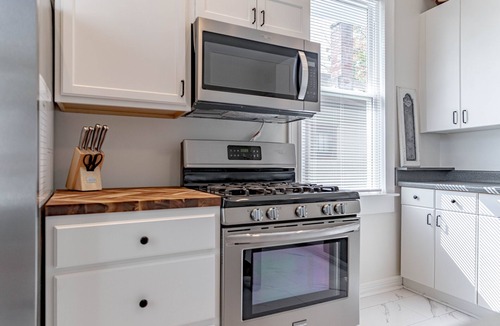 Beechmont House | Welcome to the Blue Bungalow; Your home away from home!