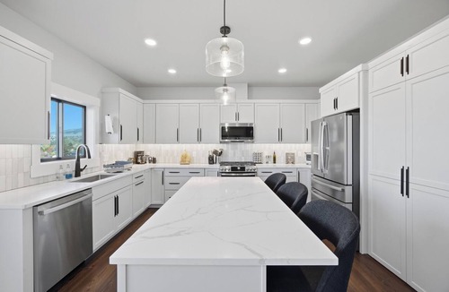 Missoula House | Welcome to your premium Missoula getaway. Perfect for multi-generational family reunions, milestone celebrations, or group trips, this stunning, newly constructed residence combines modern luxury with classic Montana beauty.