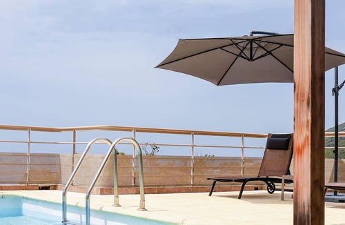 Farinole Villa | Welcoming Villa in Farinole with Private Swimming Pool