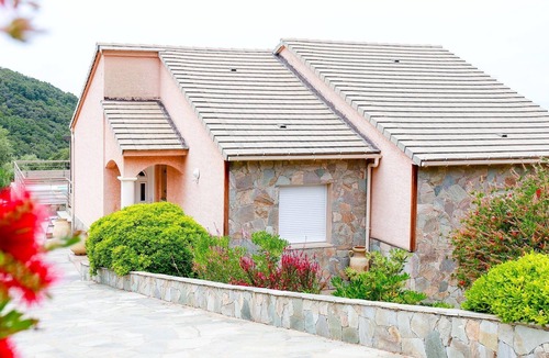 Farinole Villa | Welcoming Villa in Farinole with Private Swimming Pool
