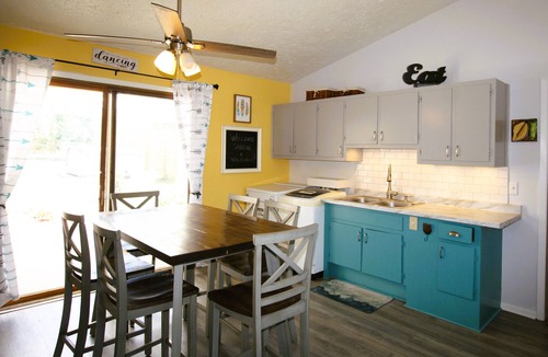 Lamar Heights Area Apartment | Westward Ho! - Great Central Location - Hot Tub - Olde Town Arvada