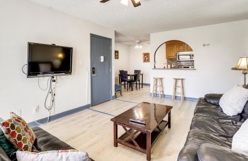 Paradise House | WFH-Friendly Las Vegas Condo: 2 Mi to Strip!