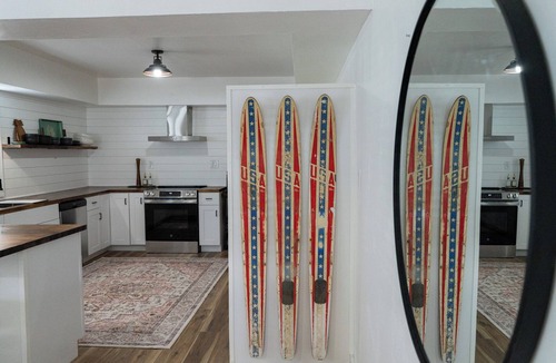 Garden District Cottage | Where We Roam Cottage - Walk to Downtown & Lake