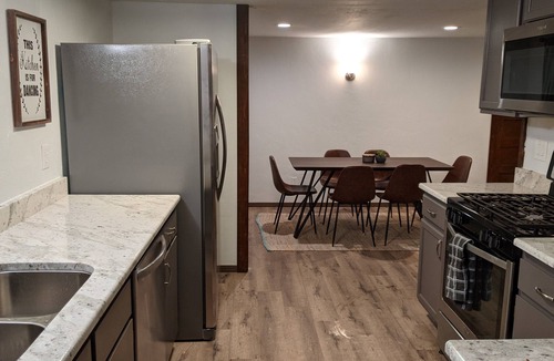 Prescott House | Whipple Vacay: Centrally located, walking distance to Yavapai medical center.