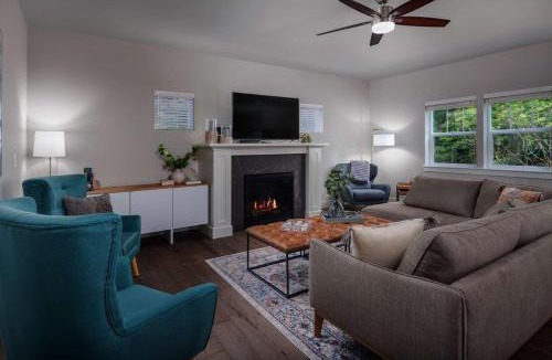 Aloha House | Whispering Woods