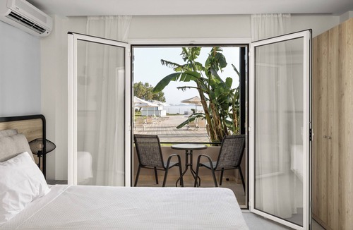 Tingaki Hotel | White Olive Marine Aquapark - All Inclusive