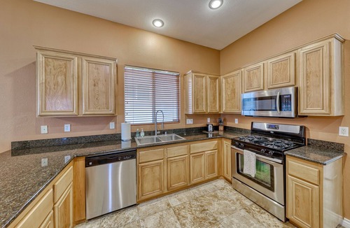 Silverado Ranch House | Why stay in the confinement of a hotel,when you can stay in this Las Vegas oasis