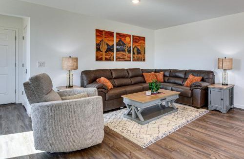 Wickenburg House | Wickenburg Golf Getaway w/Patio & Yard!