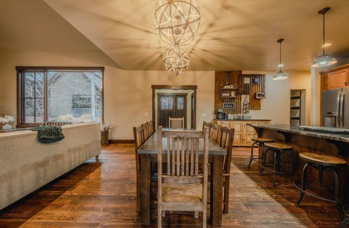Eureka House | Wilderness Club Manor For 20