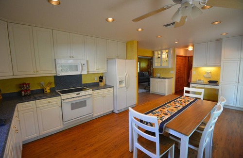 Bass Lake House | Willow Cove Cozy Cabin Lake area
