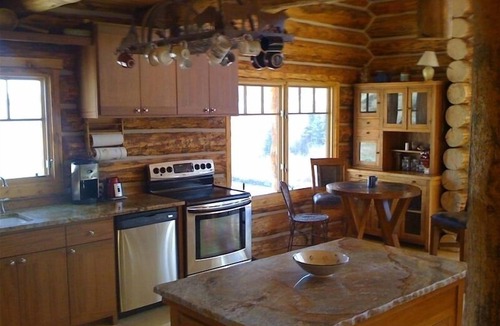 Dubois Cabin | WindRiver/Yellowstone Cabin