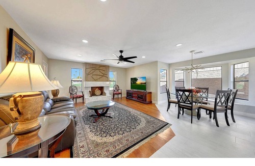Westbrook Village House | Wonderful 3-bedroom house in Peoria