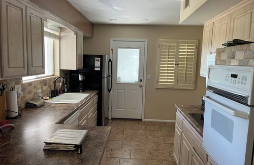 Sun City House | Wonderful Golf View! Golf Course Home, 2 blocks from Fairway recreation center.