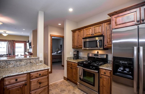 Whitefish Condo | Wonderful ski and summer condo /AC for hot days/underground parking