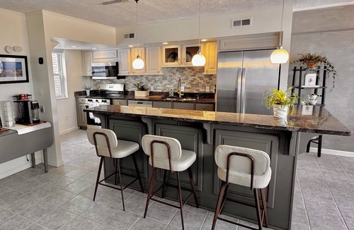 East Price Hill Condo | 🌃🌳Wooded City View Condo