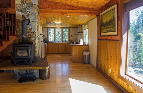 Eureka Cabin | Wooded Solitude! Stay for 7