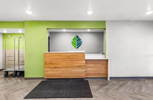 Beaverton Hotel | WoodSpring Suites Beaverton - Portland West