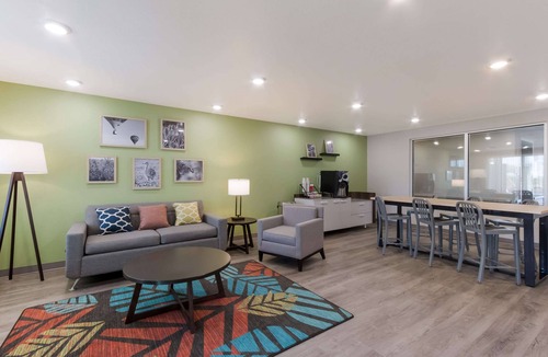 Chandler Hotel | Woodspring Suites Chandler Airport