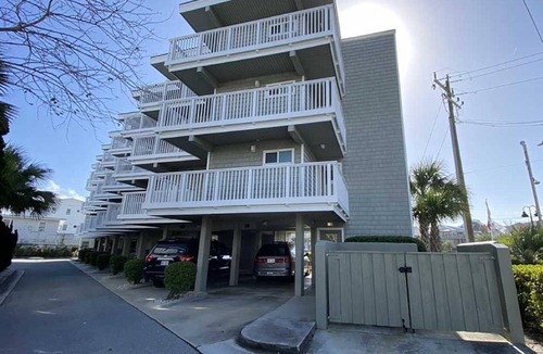 Wrightsville Beach Condo | Wright By The Pier by Sea Scape Properties
