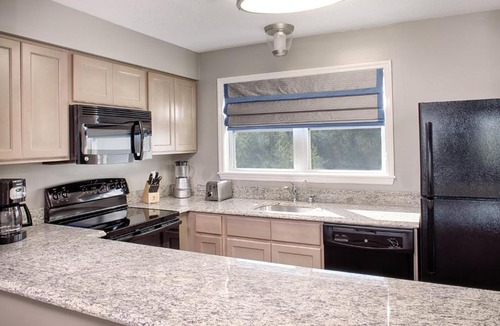 Ocean Ridge House | Wyndham Ocean Ridge Eight 8BR Apartments