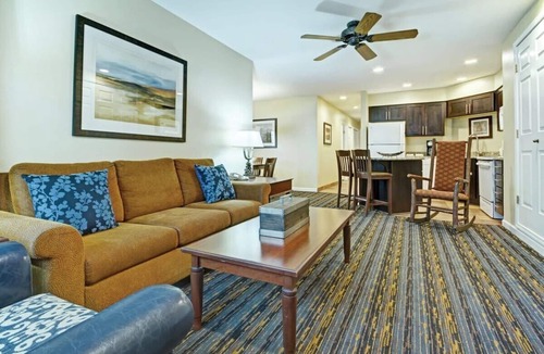 Pinetop Condo | Wyndham Pinetop Resort | Queen Studio w/Balcony