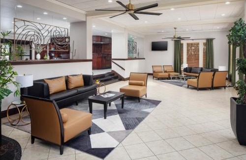 Tucson Hotel | Wyndham Tucson Airport Hotel & Conference Center